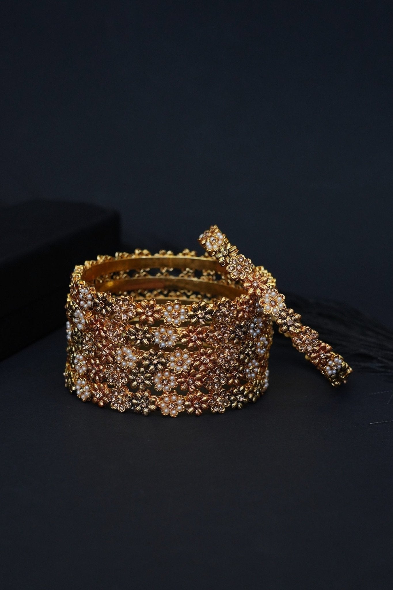 6 Pieces Copper Gold Bangles