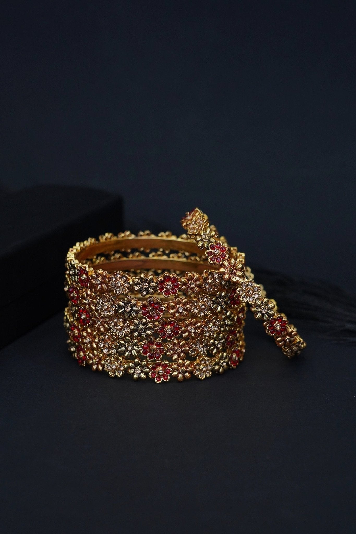 6 Pieces Copper Gold Bangles