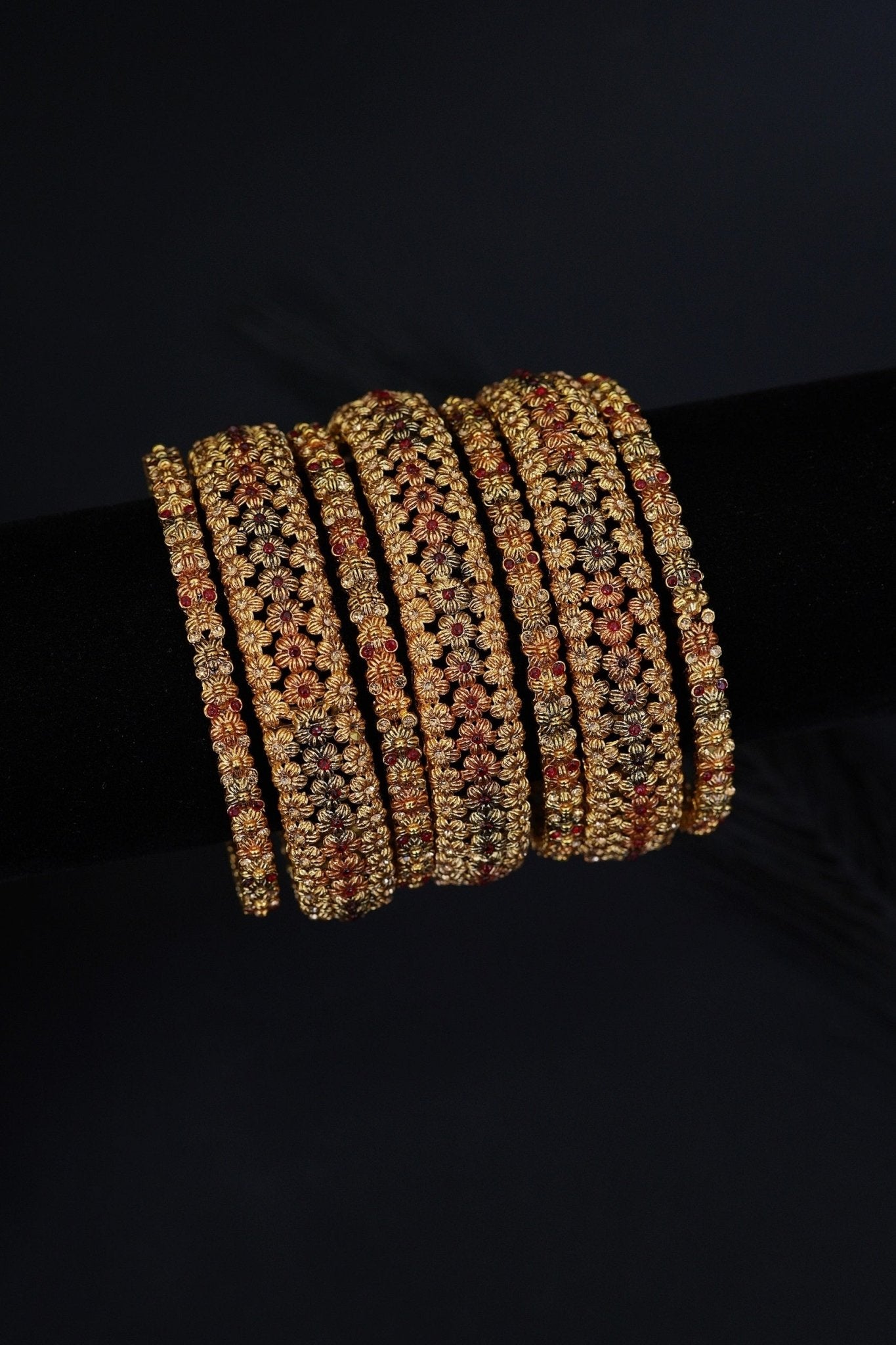 7 Pcs Churi Bangles Set