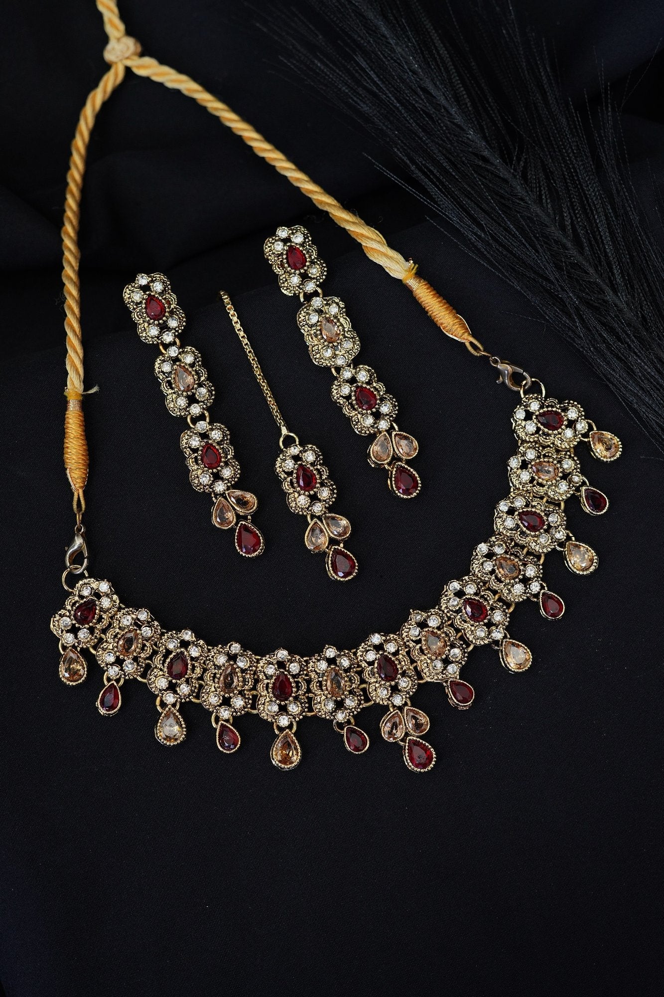 Antique Semi-Stones & Zircons Necklace set