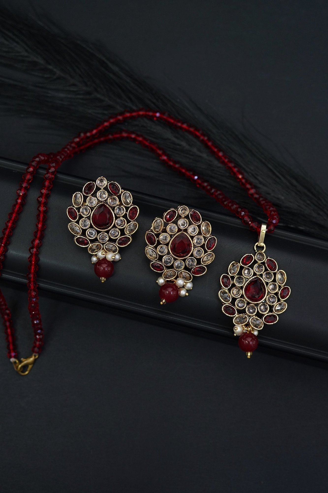 Reverse Ad Zircone Locket Set