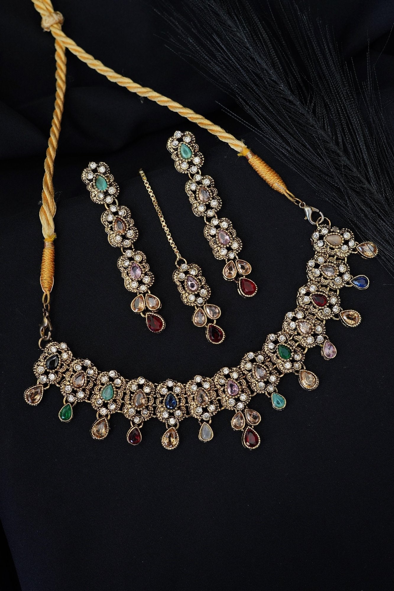Antique Semi-Stones & Zircons Necklace set