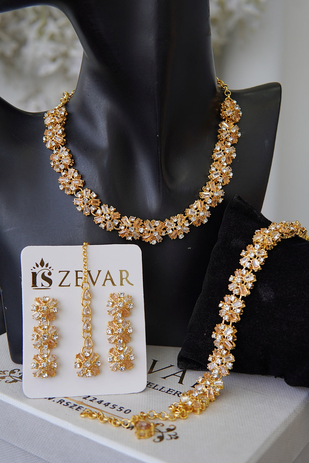 Cubic Zircone Necklace Set With Bracelet