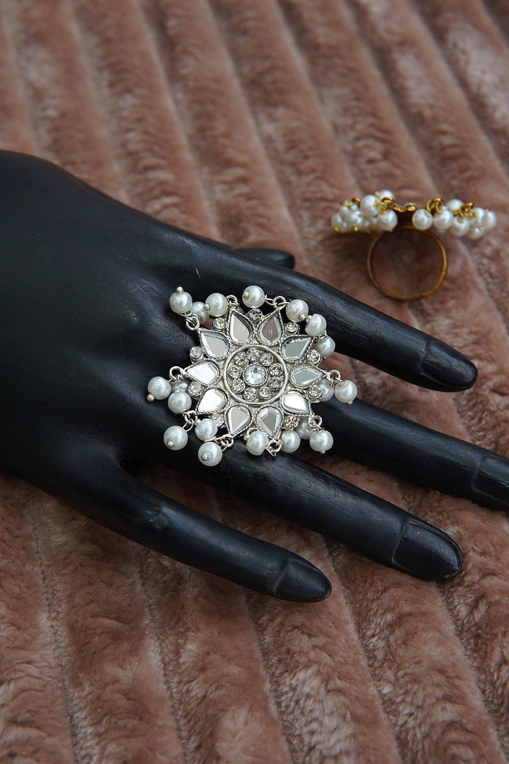 Sheesh Kundan Pearl Latkan Ring