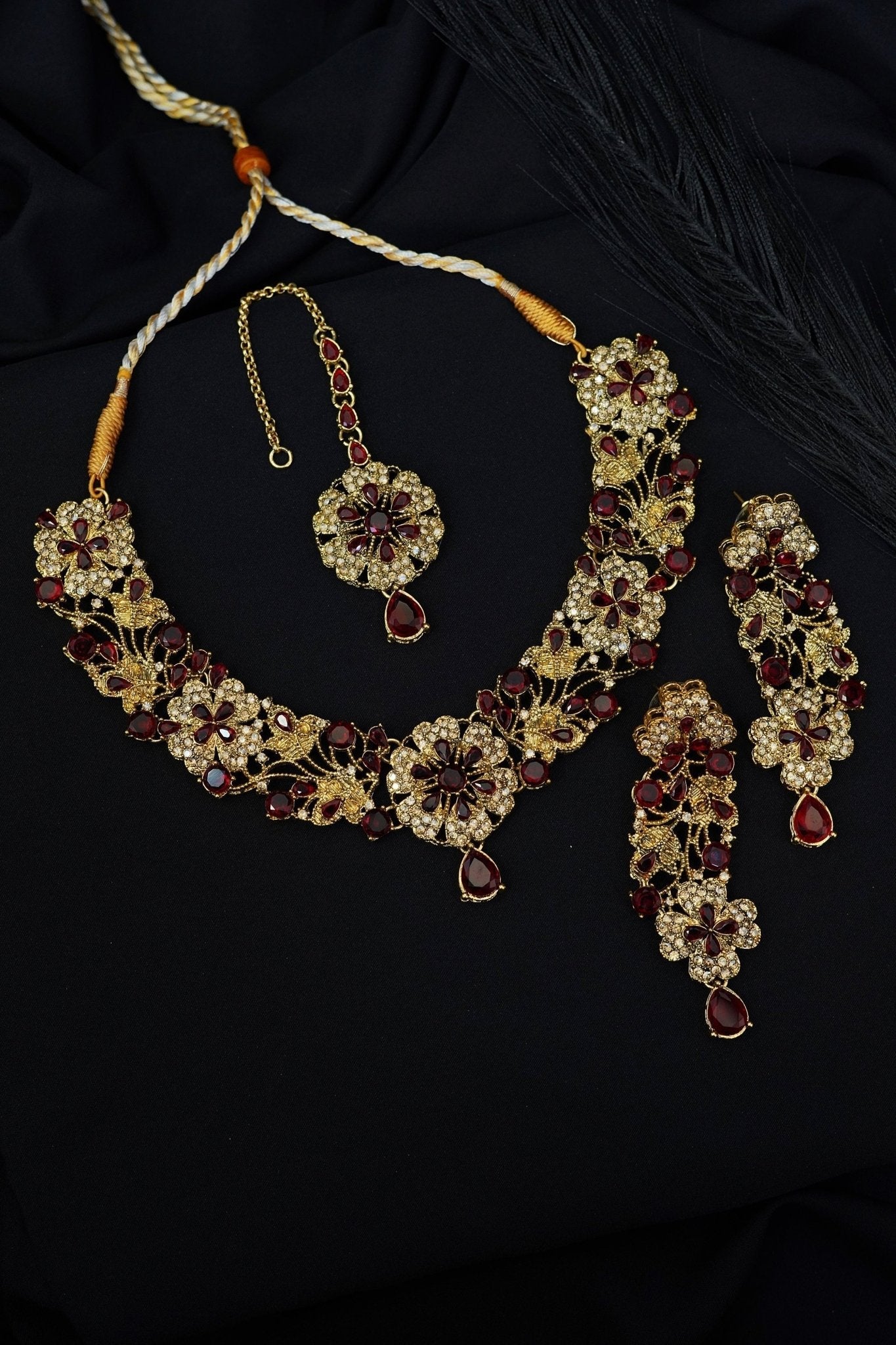 Copper Gold Look Stylish Necklace Set