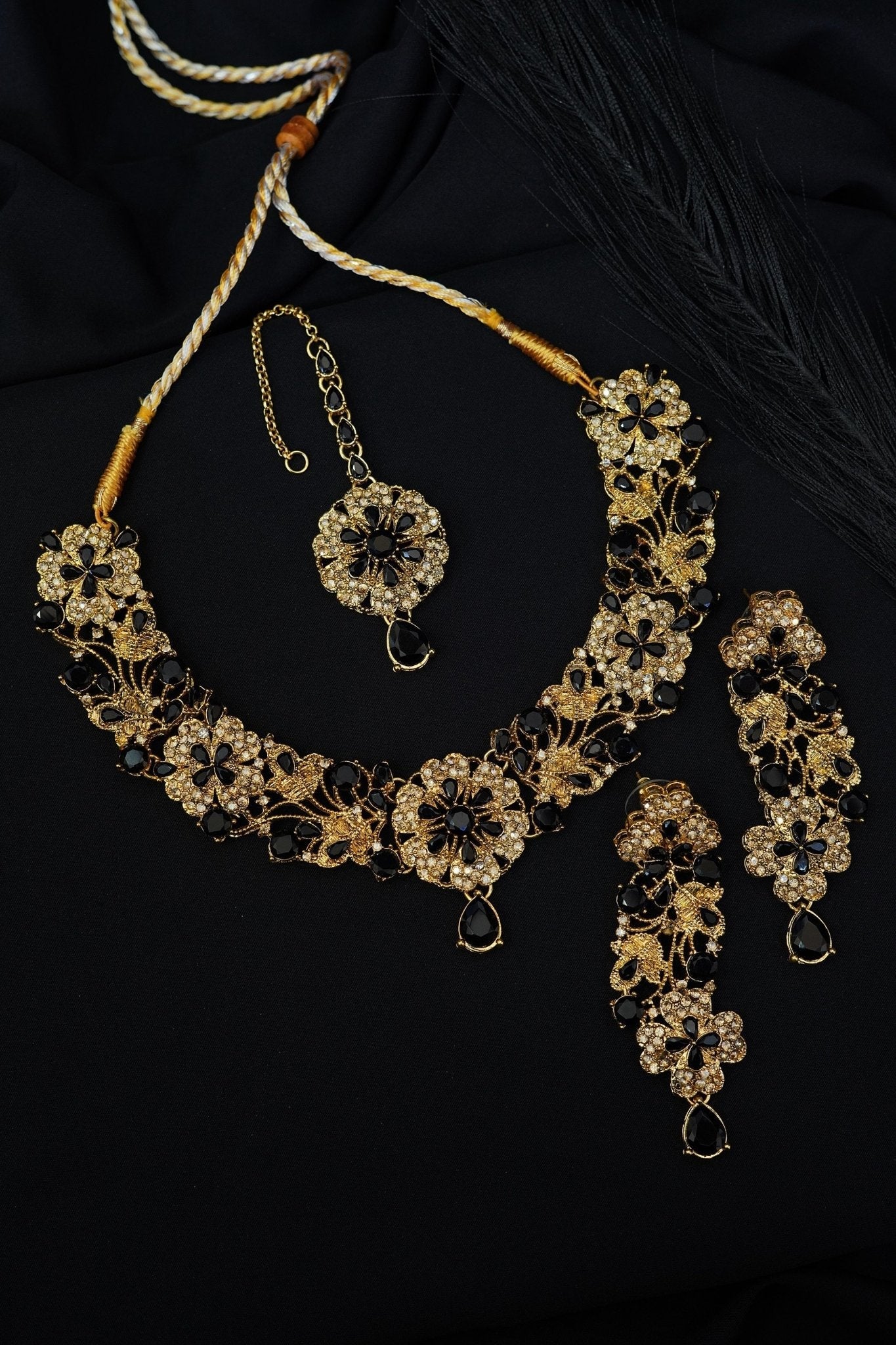 Copper Gold Look Stylish Necklace Set