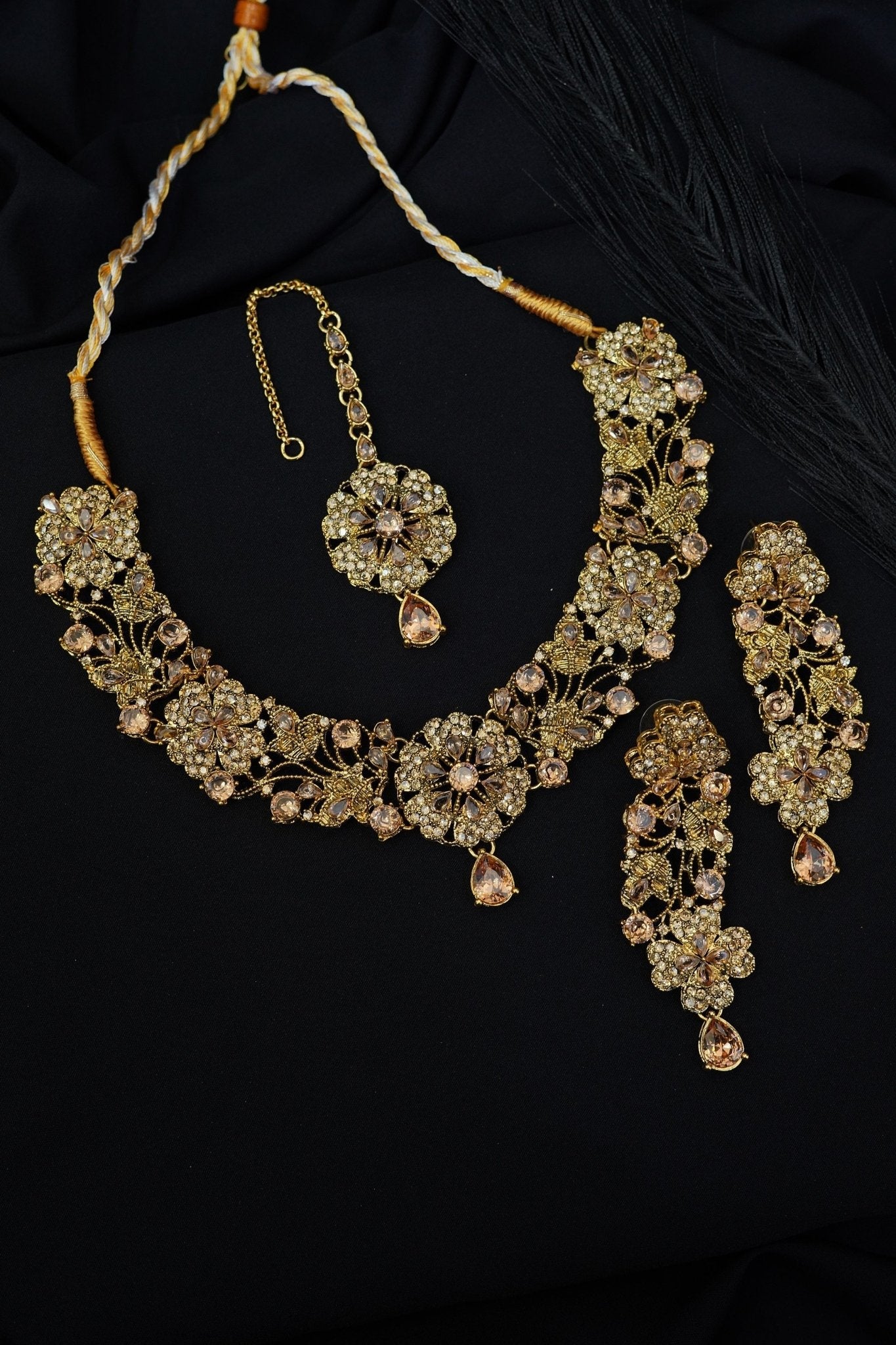 Copper Gold Look Stylish Necklace Set