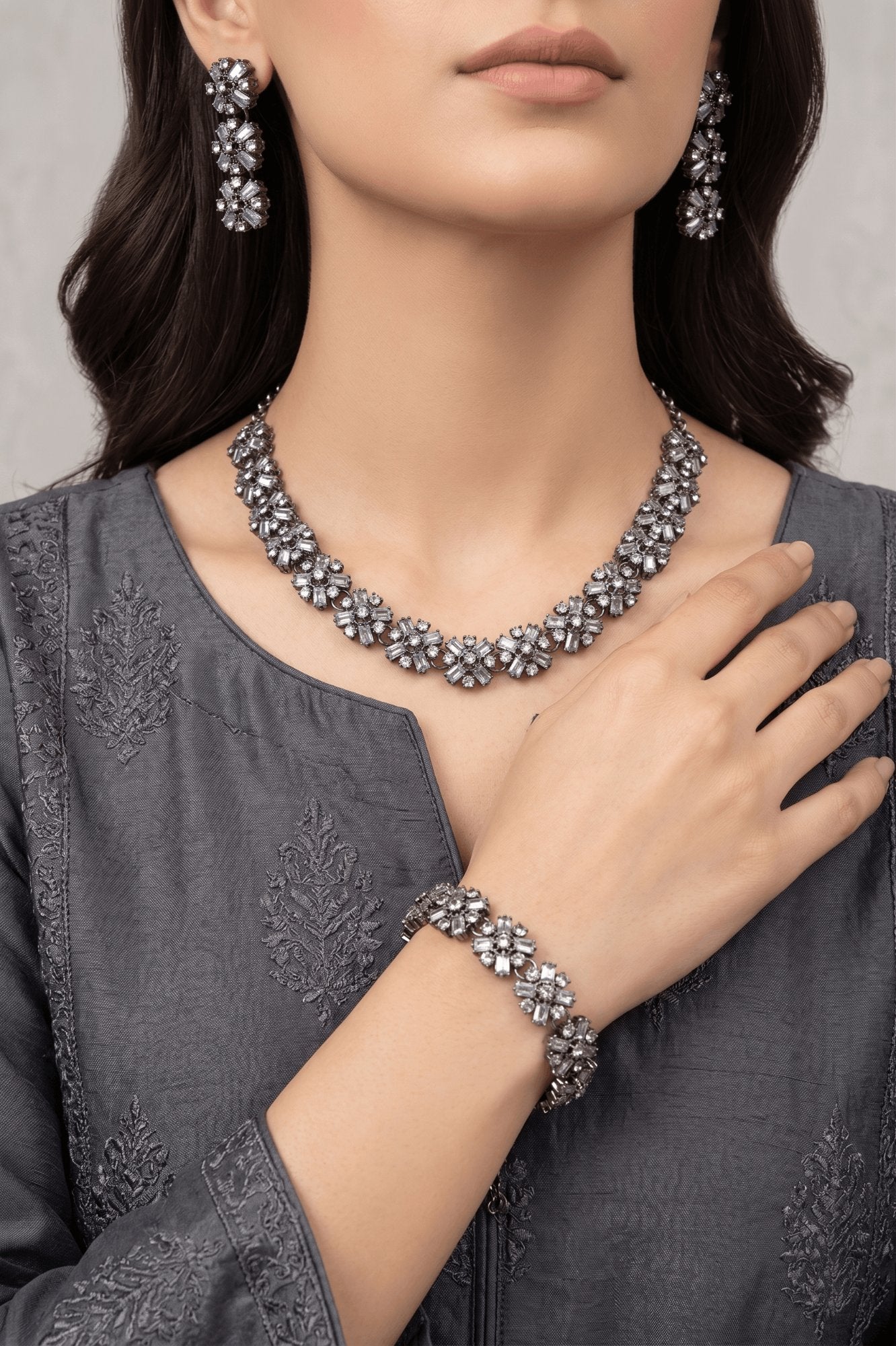 Cubic Zircone Necklace Set With Bracelet