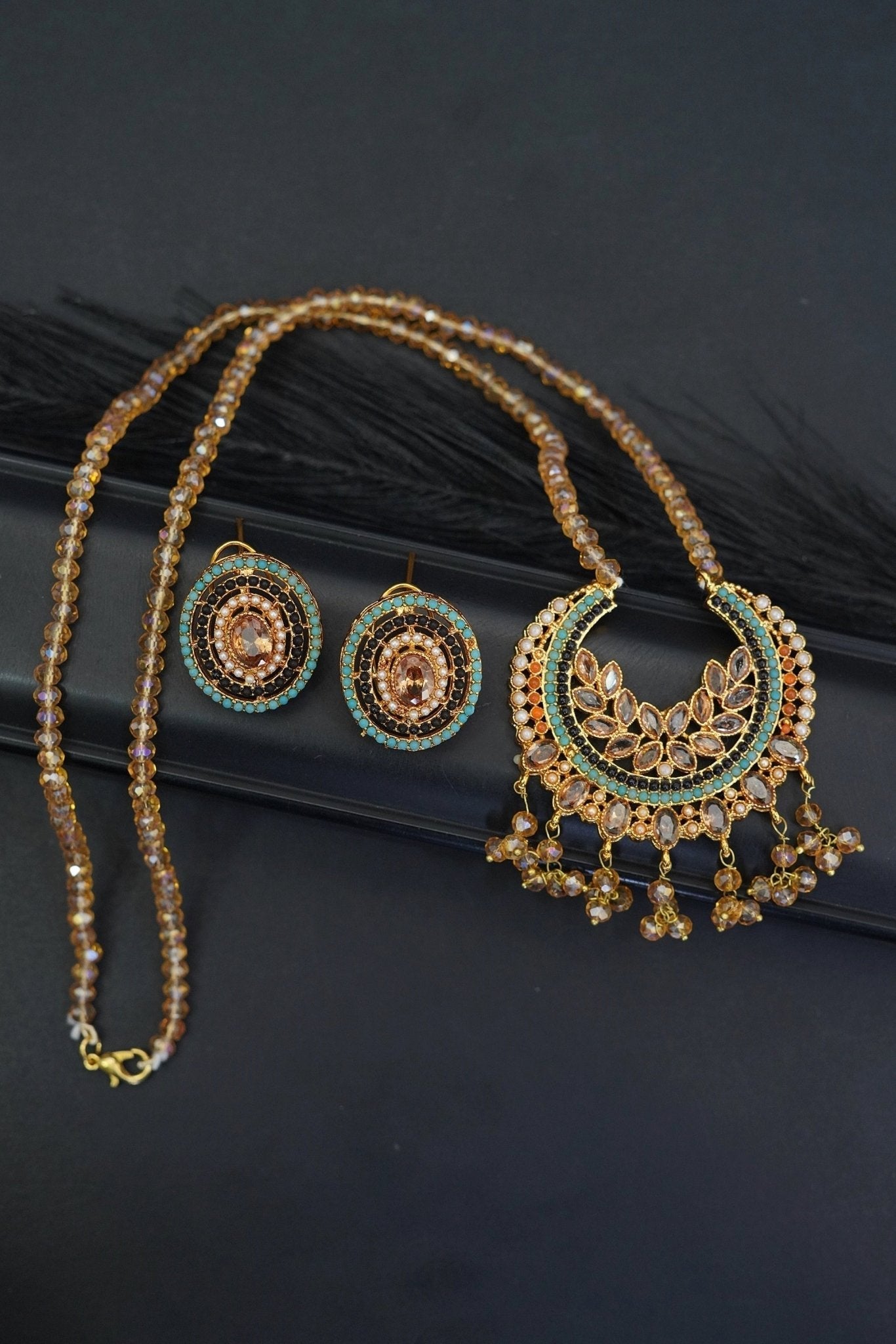 Handcrafted Navratan Designer Locket Set