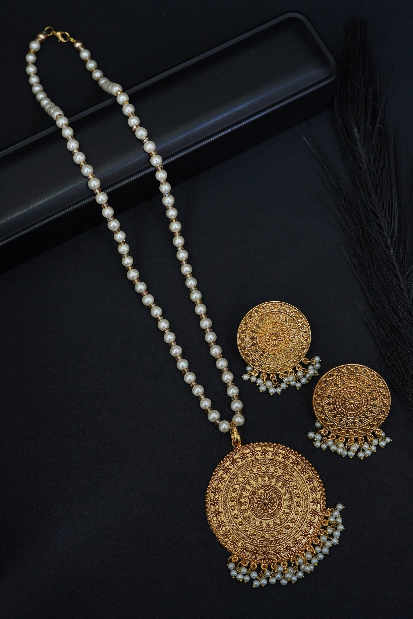 Rajasthani Style Pendant Set